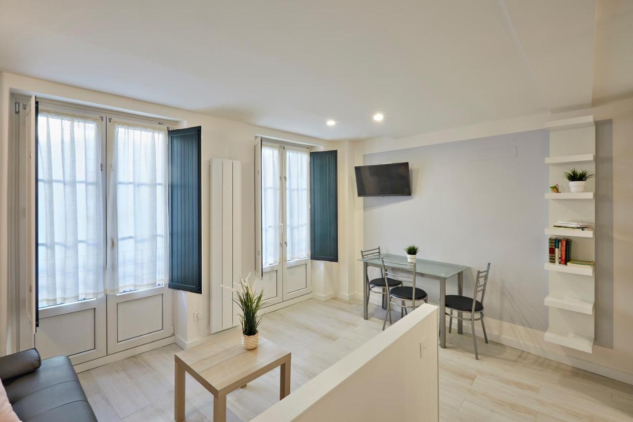 Apartamentos Marques De Abastos Logroño Exterior foto